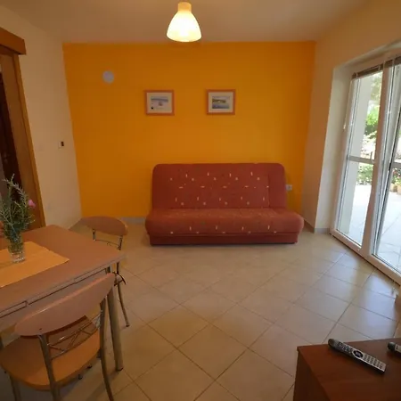 House Oskar Pensionat Mali Lošinj